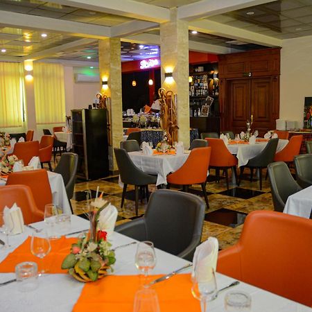 New Heaven Hotel Yaoundé Eksteriør bilde